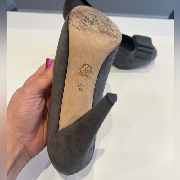 Bally Grey Suede Covered Platform Pump 39.5 - Picture 7 of 7
